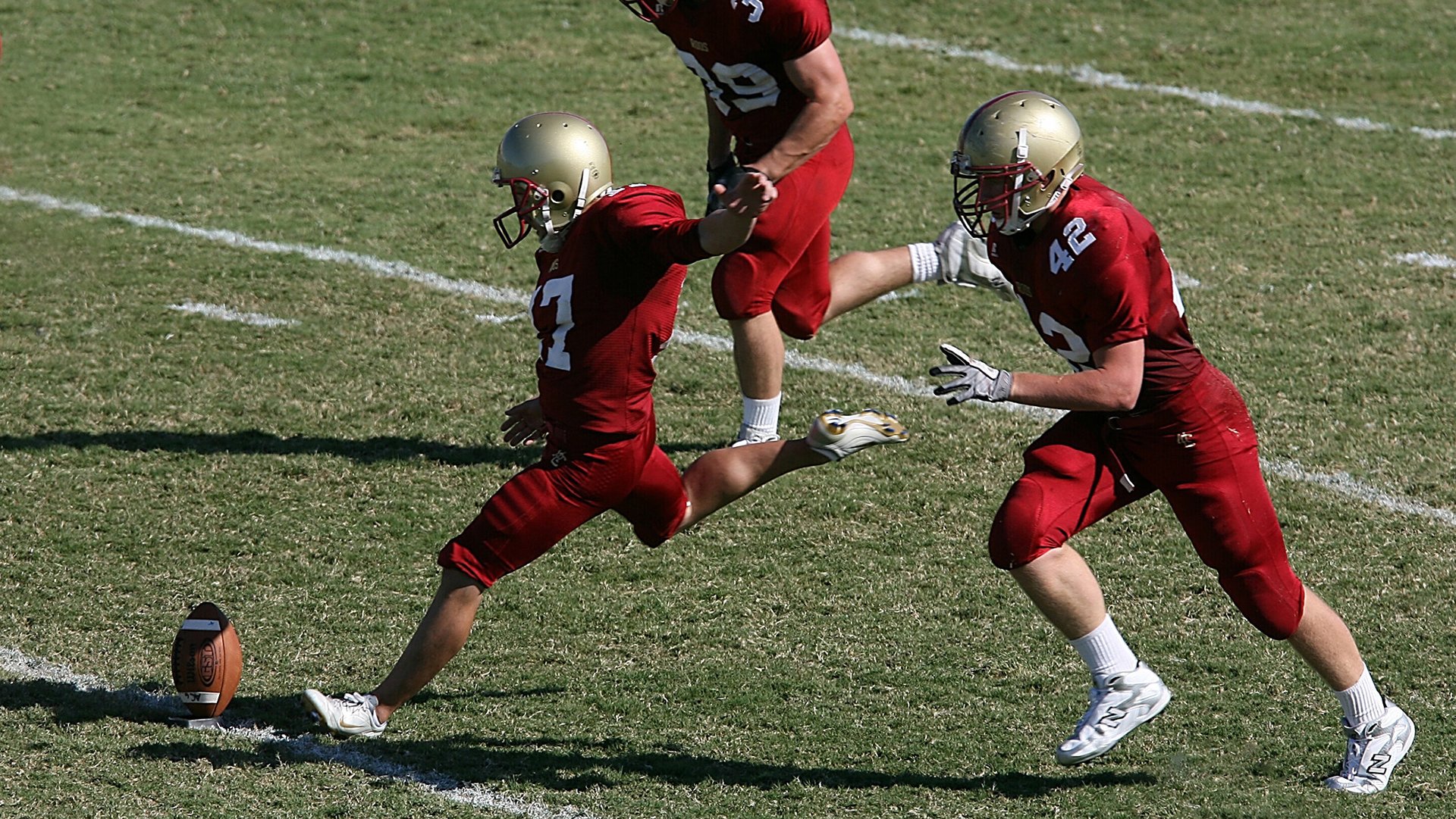 爱游戏体育官网-全国青少年篮球“金牌教练团”正式成立,推动专业指导,青少年篮球教练简介